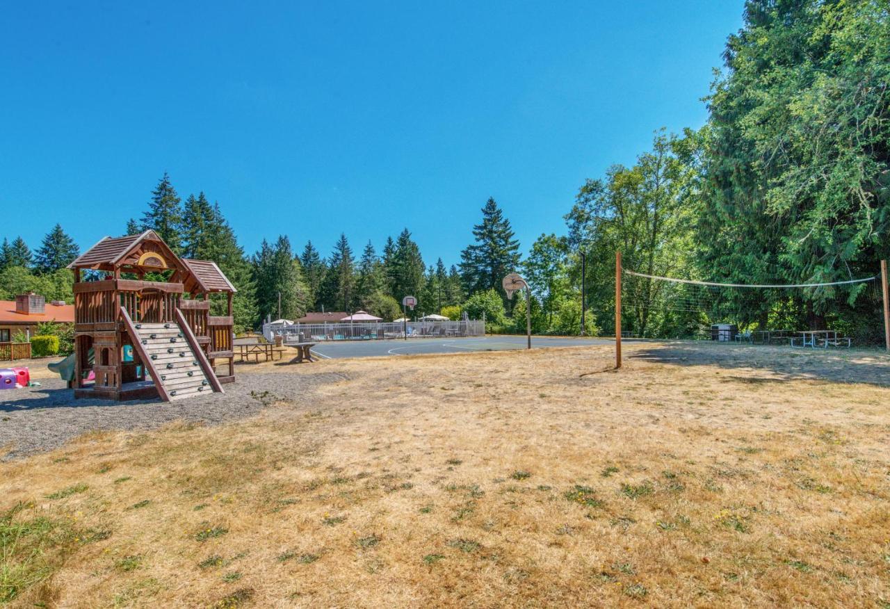 Chehalis Camping Resort Cottage 1 Onalaska Kültér fotó